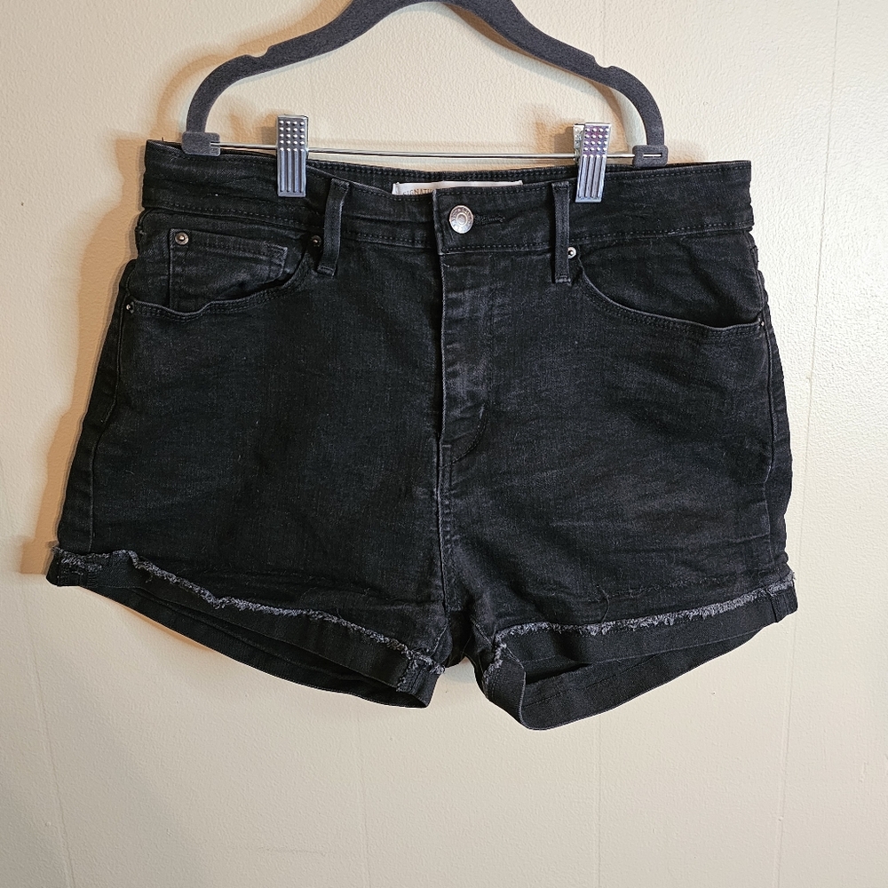 Signature Levi Straus High Waisted Size 10 / 30 Black Denim Shorts